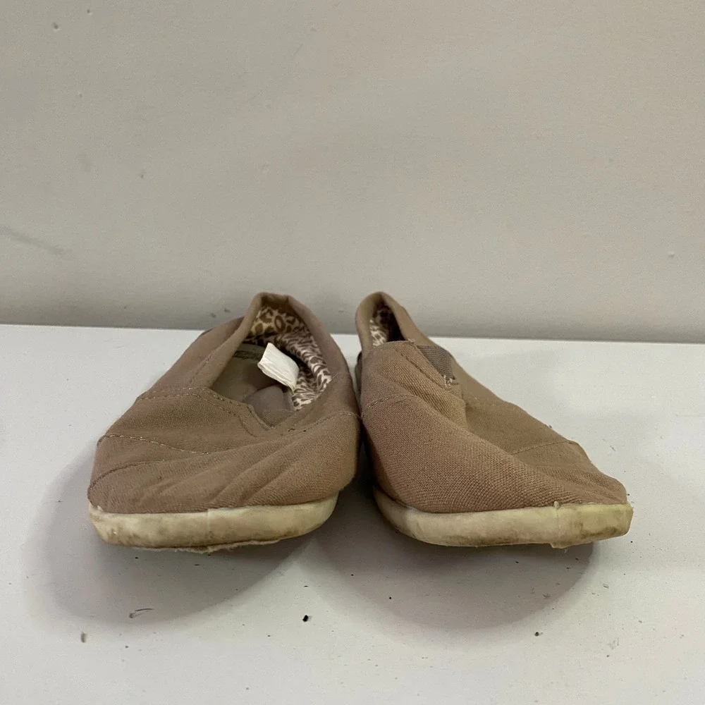 Faded Glory Slip On Canvas Flats‎ Women Size 7 Tan Leopard Print shoes